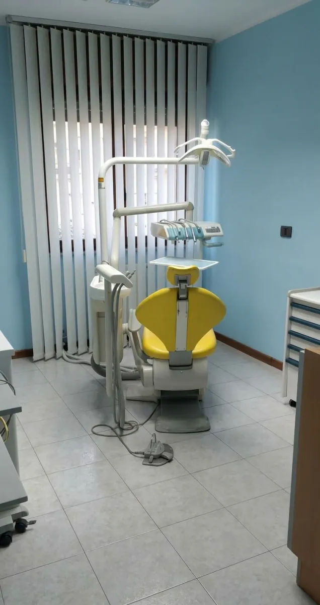 A room in the practice with the dental chair unit